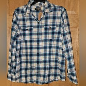 Eddie Bauer Womens Medium Plaid Shirt‎